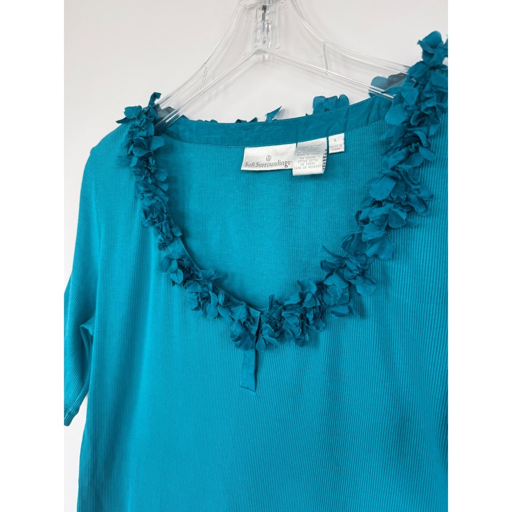 Soft Surroundings Teal Blue Ribbed Floral Applique V-Neck Top L Chic Romantic